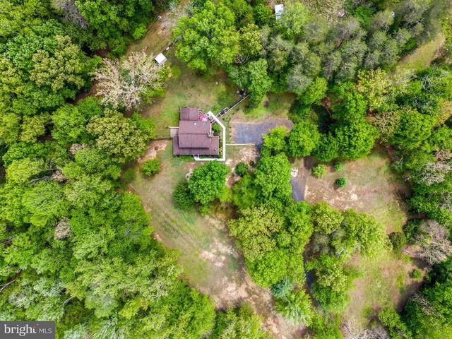 2065 SPOTSWOOD DR, Locust Grove, VA 22508