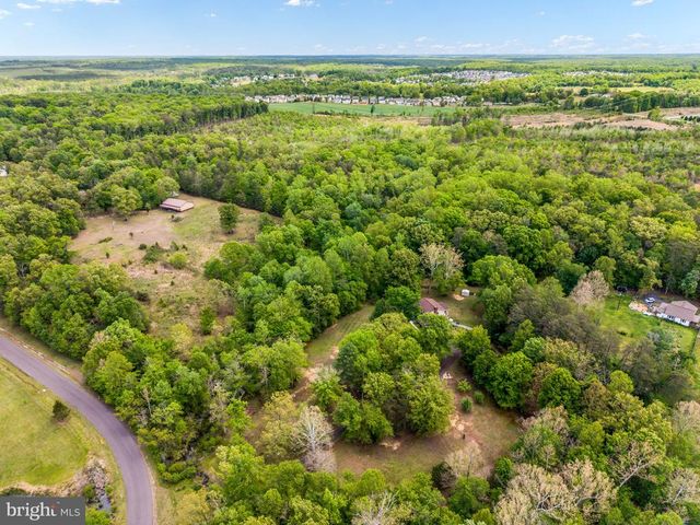 2065 SPOTSWOOD DR, Locust Grove, VA 22508