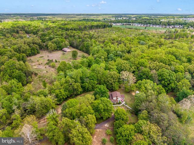 2065 SPOTSWOOD DR, Locust Grove, VA 22508