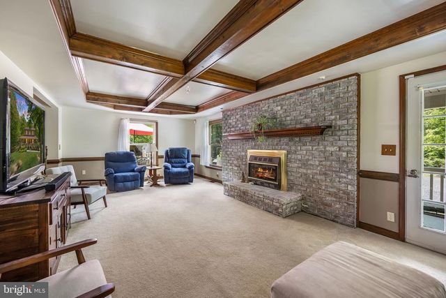 2065 SPOTSWOOD DR, Locust Grove, VA 22508