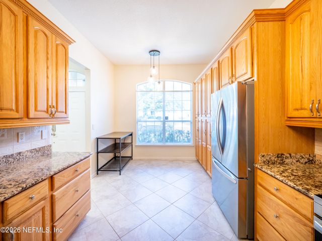2704 COACHMAN LAKES Drive, Jacksonville, FL 32246