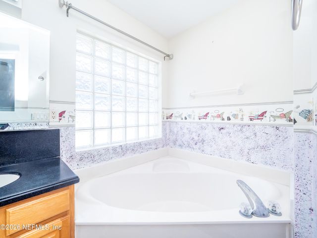 2704 COACHMAN LAKES Drive, Jacksonville, FL 32246