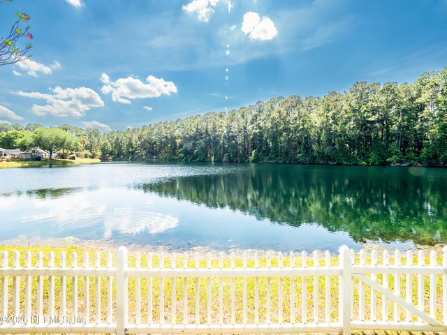 2704 COACHMAN LAKES Drive, Jacksonville, FL 32246