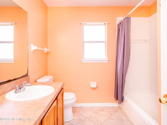 2704 COACHMAN LAKES Drive, Jacksonville, FL 32246