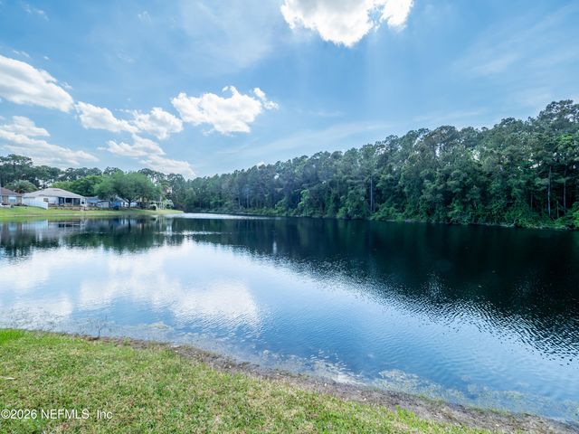 2704 COACHMAN LAKES Drive, Jacksonville, FL 32246