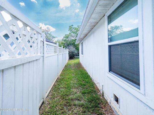 2704 COACHMAN LAKES Drive, Jacksonville, FL 32246
