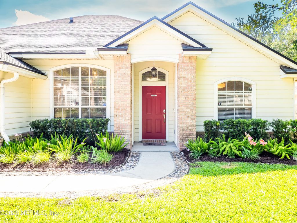2704 COACHMAN LAKES Drive, Jacksonville, FL 32246