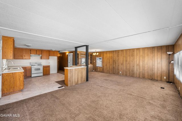 2121 Nadeau Street Spc C1, Mojave, CA 93501