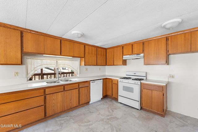 2121 Nadeau Street Spc C1, Mojave, CA 93501