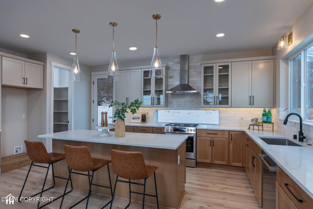 13851 Canyon Road, Anchorage, AK 99516