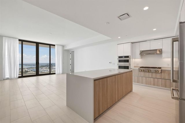 400 CENTRAL AVENUE 3103, St Petersburg, FL 33701