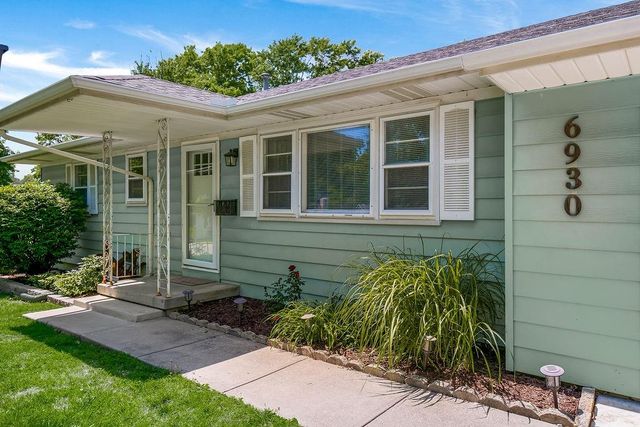 6930 Benson Street, Merriam, KS 66204