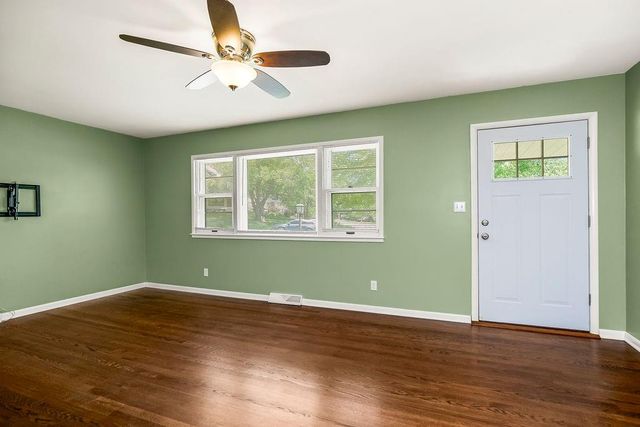 6930 Benson Street, Merriam, KS 66204