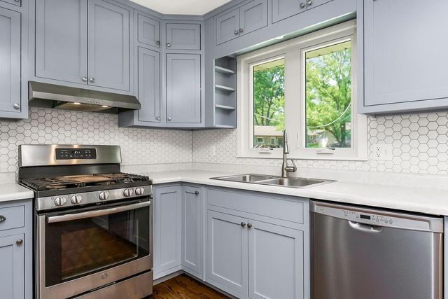 6930 Benson Street, Merriam, KS 66204