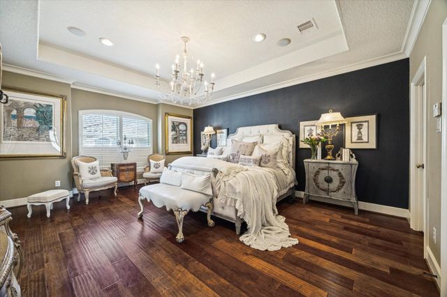 36 Elderwood Drive, Houston, TX 77058