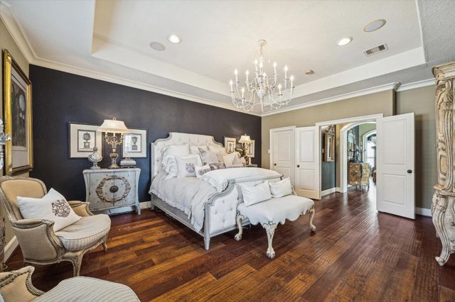 36 Elderwood Drive, Houston, TX 77058