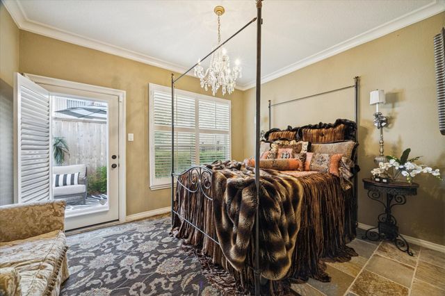 36 Elderwood Drive, Houston, TX 77058