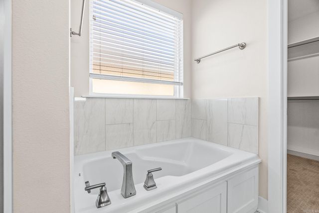 2333 Pleasant Cove, Conway, AR 72034