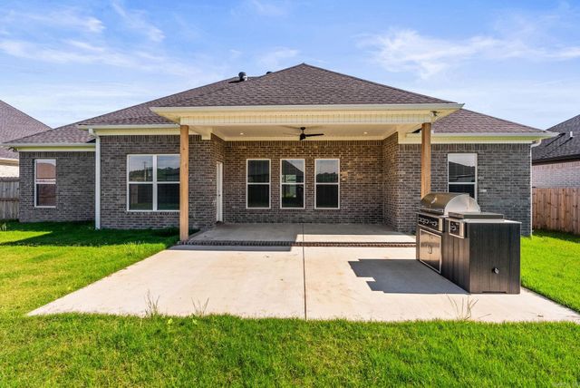 2333 Pleasant Cove, Conway, AR 72034