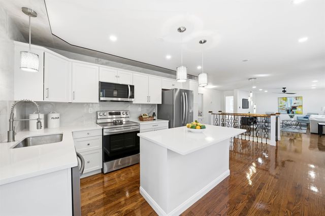 99 Pond Street, Salem, NH 03079
