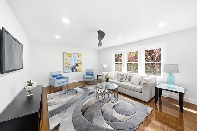 99 Pond Street, Salem, NH 03079
