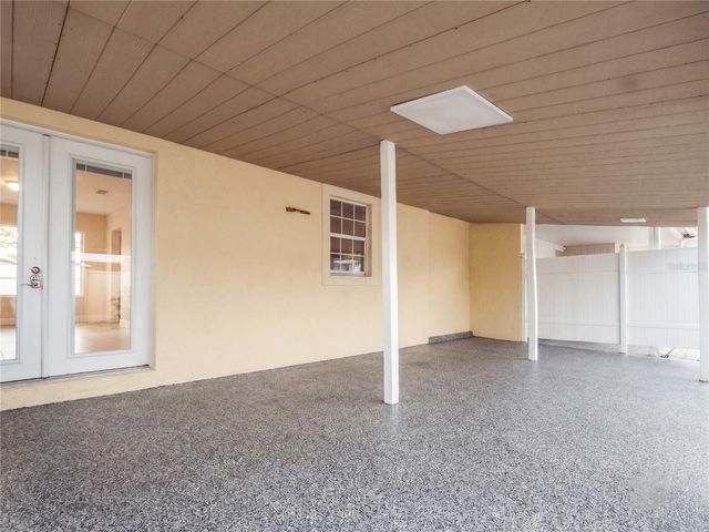6922 N HALE AVENUE, Tampa, FL 33614