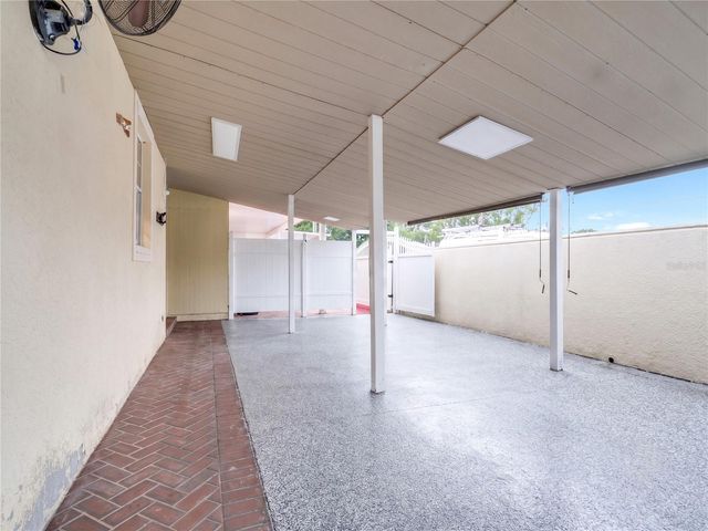 6922 N HALE AVENUE, Tampa, FL 33614