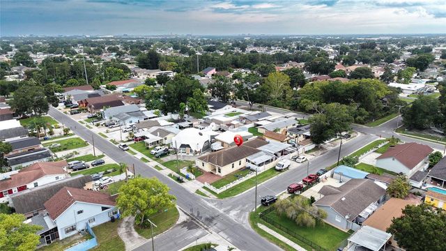 6922 N HALE AVENUE, Tampa, FL 33614