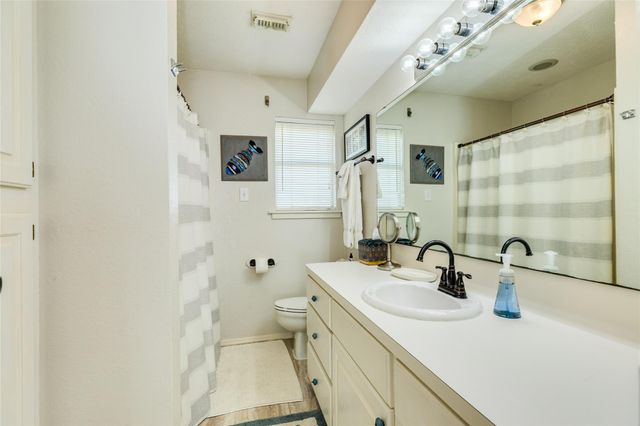 13819 San Domingo Drive, Galveston, TX 77554