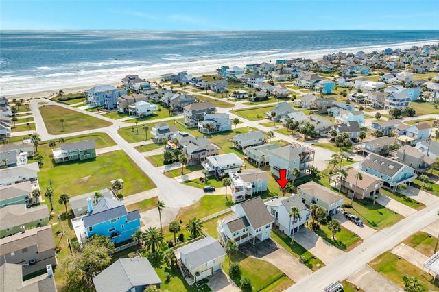 13819 San Domingo Drive, Galveston, TX 77554