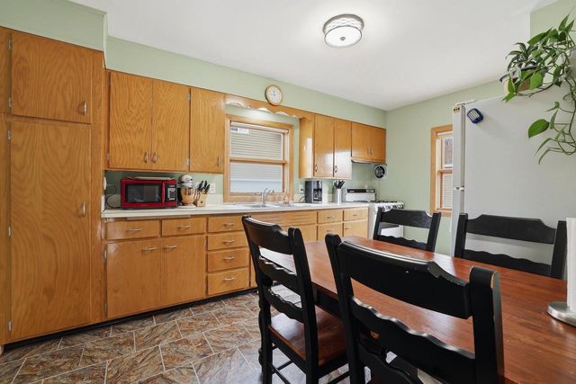 616 WALKER STREET, Stevens Point, WI 54481