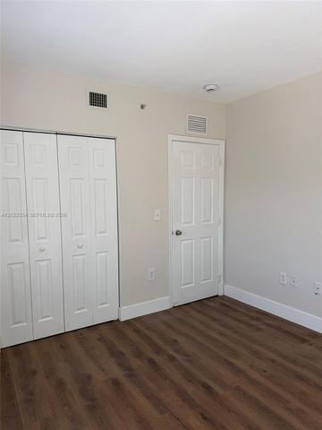 763 SW 5th St 304, Miami, FL 33130