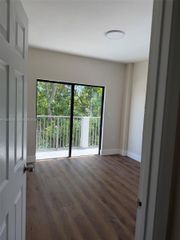 763 SW 5th St 304, Miami, FL 33130