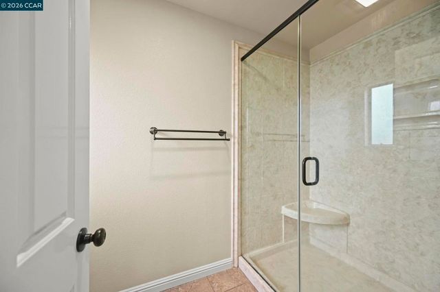 5017 5017 Murchio Dr, Concord, CA 94521