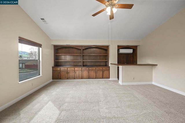 5017 5017 Murchio Dr, Concord, CA 94521