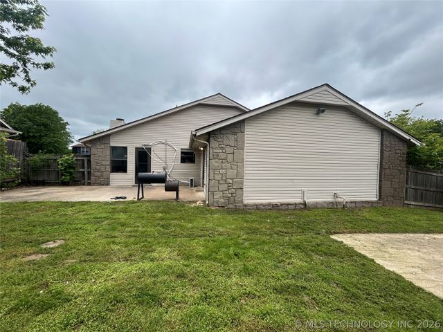 9058 E 94th Street, Tulsa, OK 74133