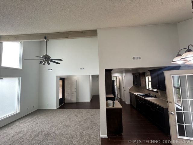 9058 E 94th Street, Tulsa, OK 74133
