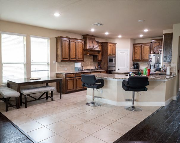 813 seymour Court, Mckinney, TX 75071