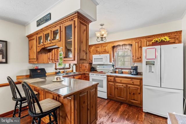1417 NEW CHESTER RD, New Oxford, PA 17350