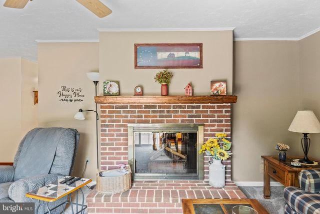 1417 NEW CHESTER RD, New Oxford, PA 17350