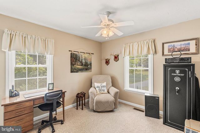 1417 NEW CHESTER RD, New Oxford, PA 17350