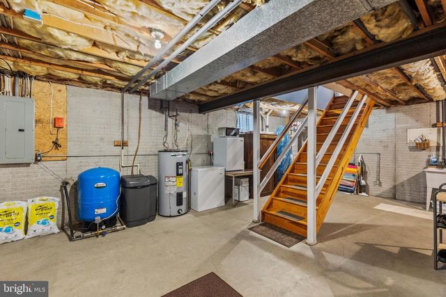 1417 NEW CHESTER RD, New Oxford, PA 17350