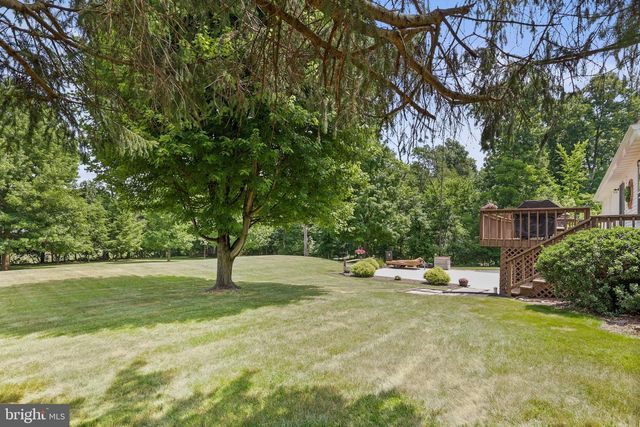 1417 NEW CHESTER RD, New Oxford, PA 17350