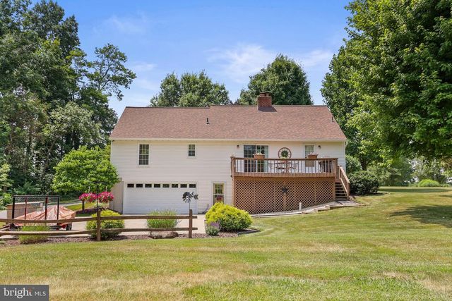 1417 NEW CHESTER RD, New Oxford, PA 17350