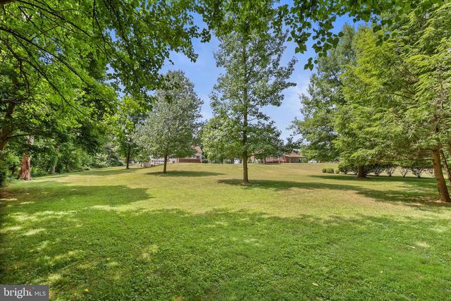 1417 NEW CHESTER RD, New Oxford, PA 17350