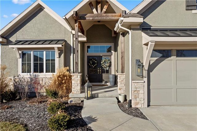 2456 W 176th Street, Overland Park, KS 66085