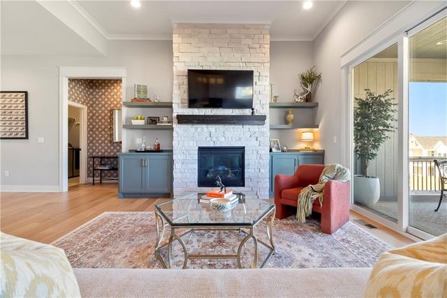 2456 W 176th Street, Overland Park, KS 66085