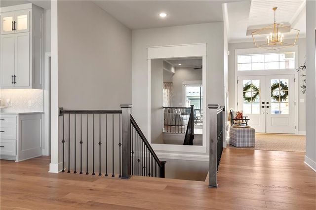 2456 W 176th Street, Overland Park, KS 66085