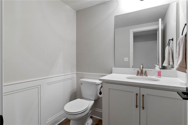 2456 W 176th Street, Overland Park, KS 66085