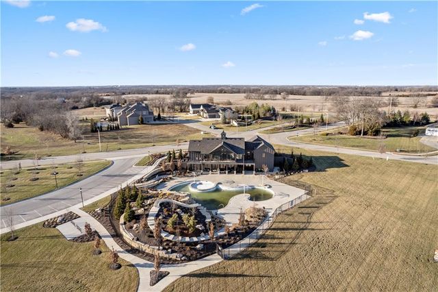 2456 W 176th Street, Overland Park, KS 66085